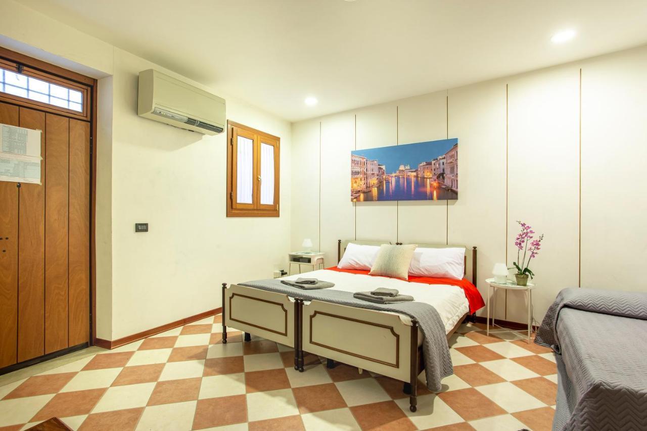 Apartamento Residenza Giulia Venecia Exterior foto